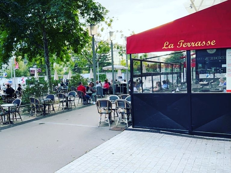 La Terrasse De l'Arche