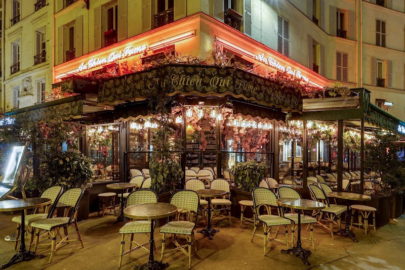 Au Chien Qui Fume‎‎